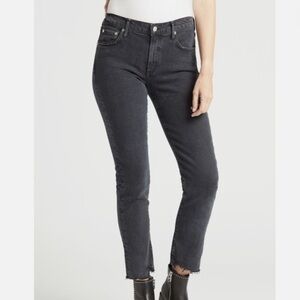 AGOLDE Toni Mid Rise Straight Leg Raw Hem Jeans in Black Feral Wash Size 24